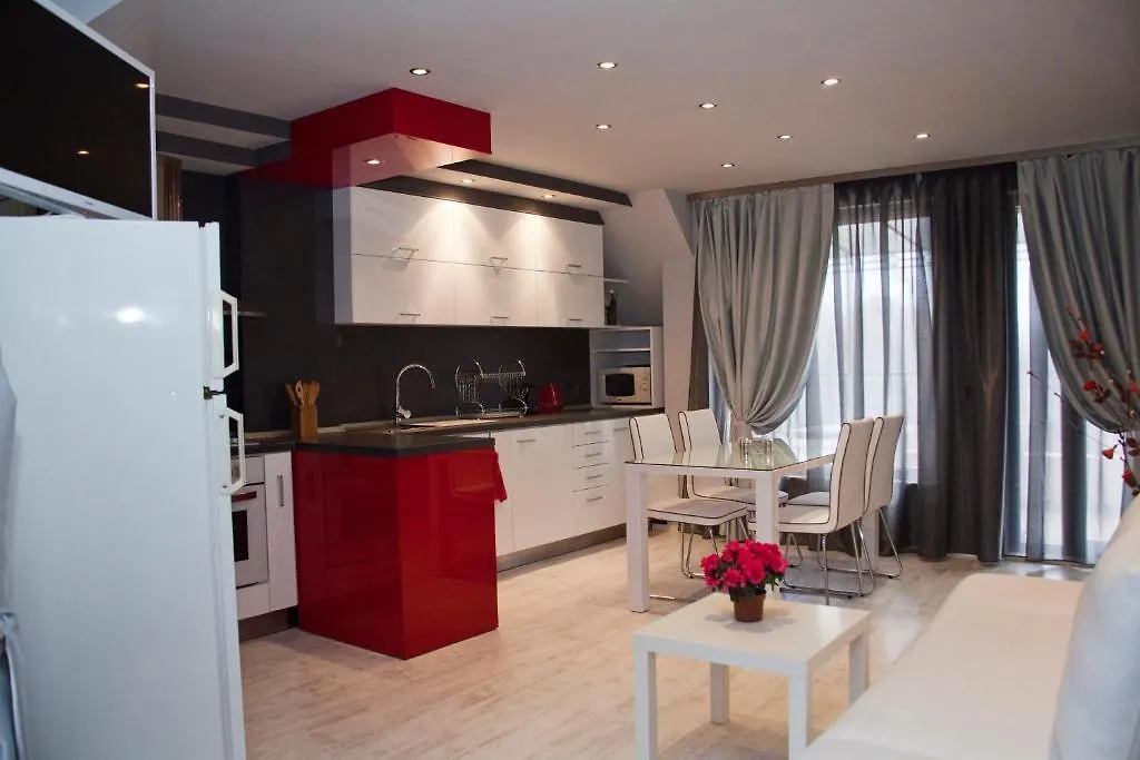 Hotel Gran Via Burgas City 3*,